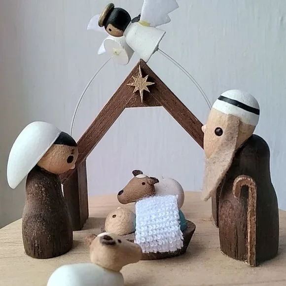 Music box from Wonderful life, Jean cultural and creative Co - Picture 1 of 7